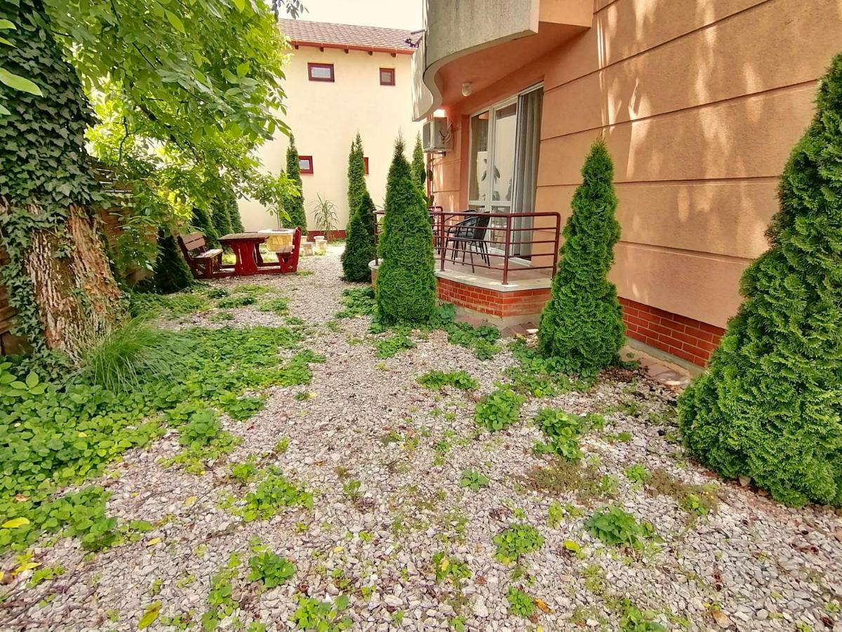 Villa Aida Apartman Hajdúszoboszló Exteriér fotografie