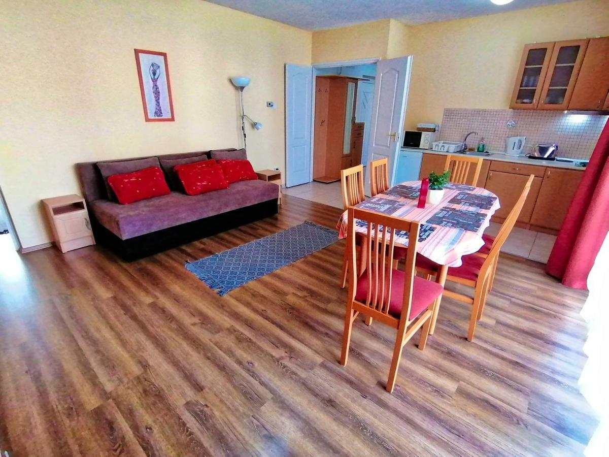 Villa Aida Apartman Hajdúszoboszló Exteriér fotografie