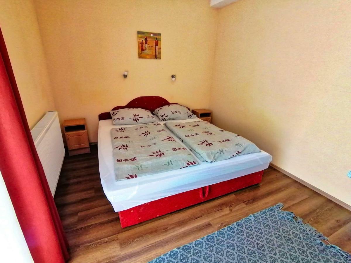 Villa Aida Apartman Hajdúszoboszló Exteriér fotografie